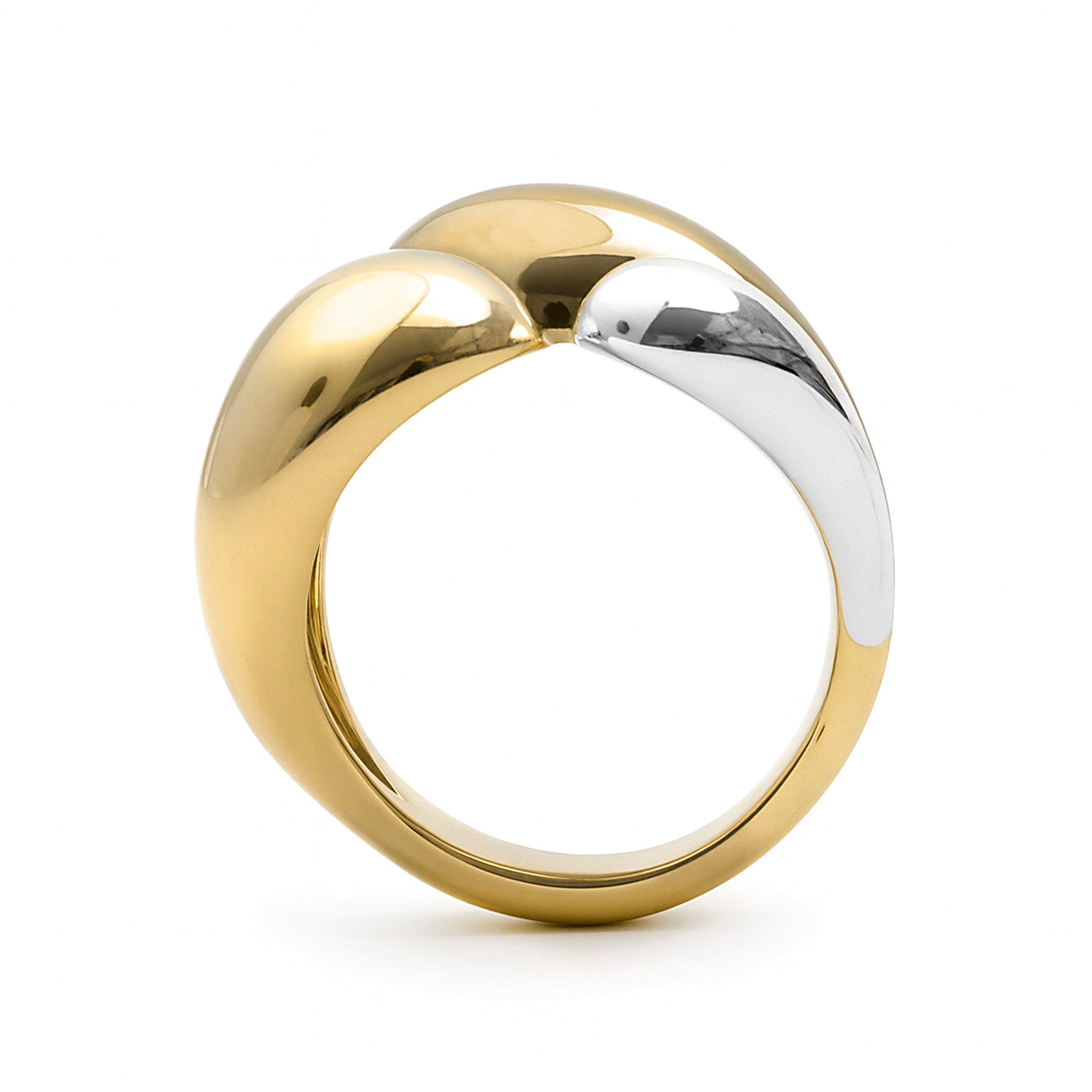 Anillo acabado en oro amarillo de 18k -Towio