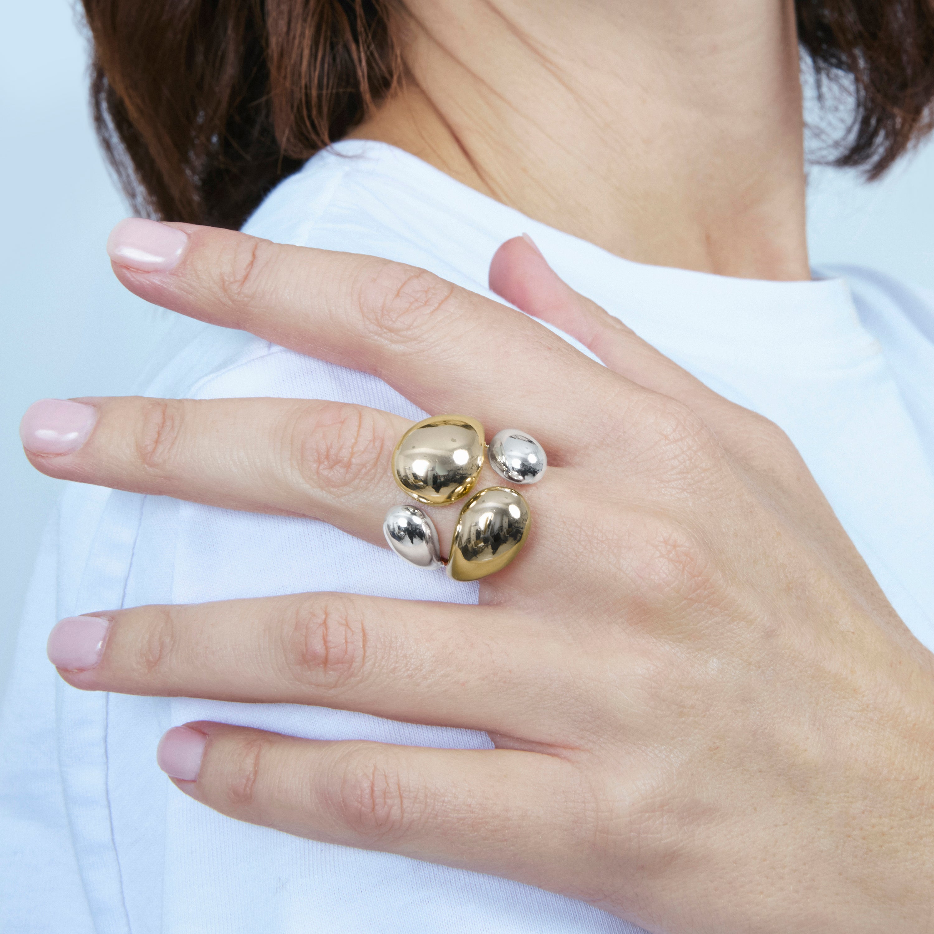 Anillo acabado en oro amarillo de 18k -Towio