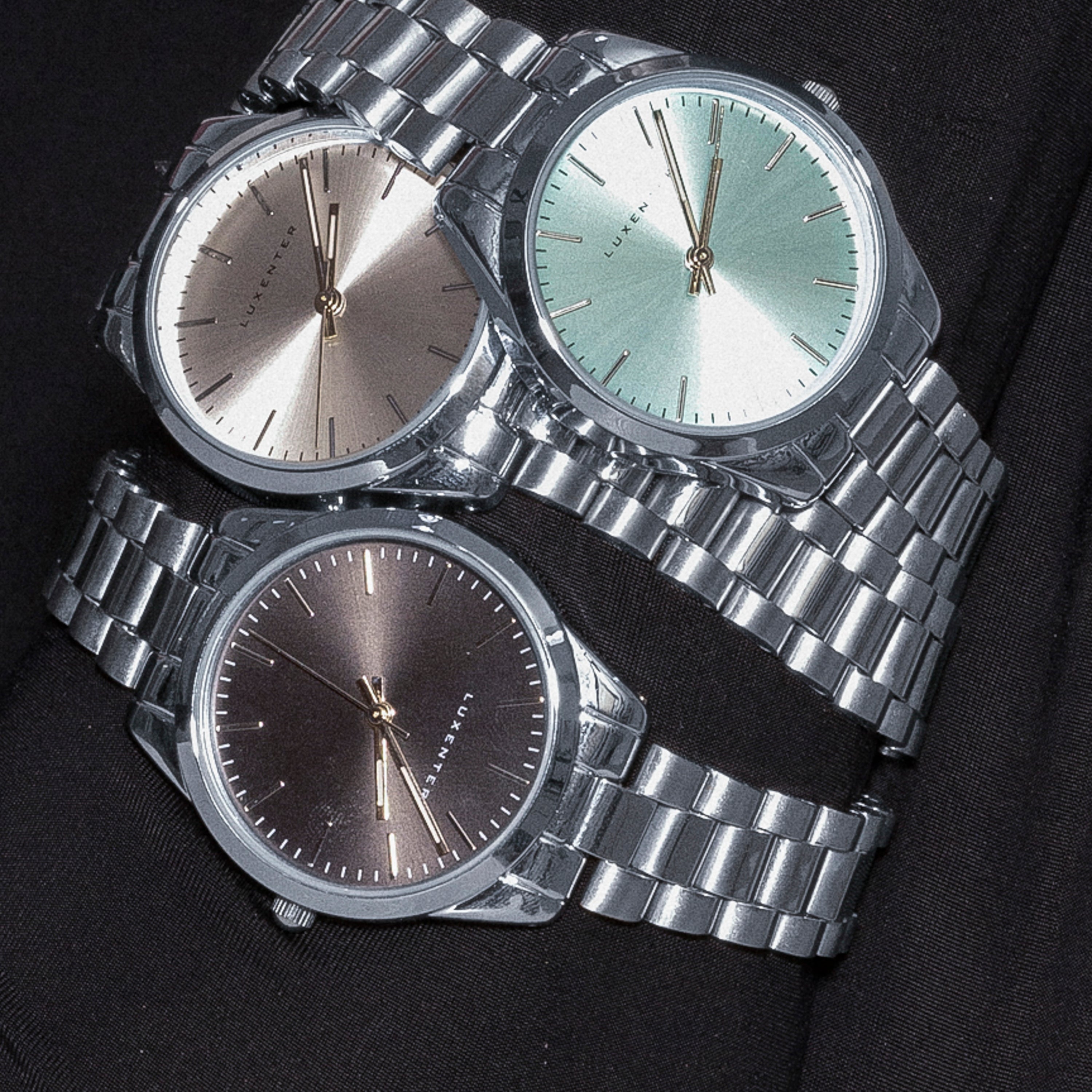 Watch with Light Blue Metallic Silver Finish - Verni