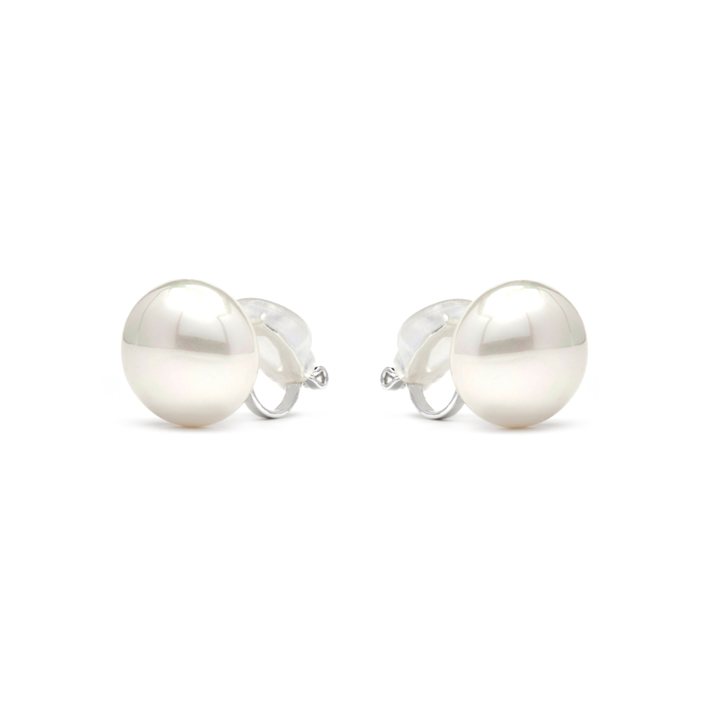 Silver-finished earrings with white pearls - Benet