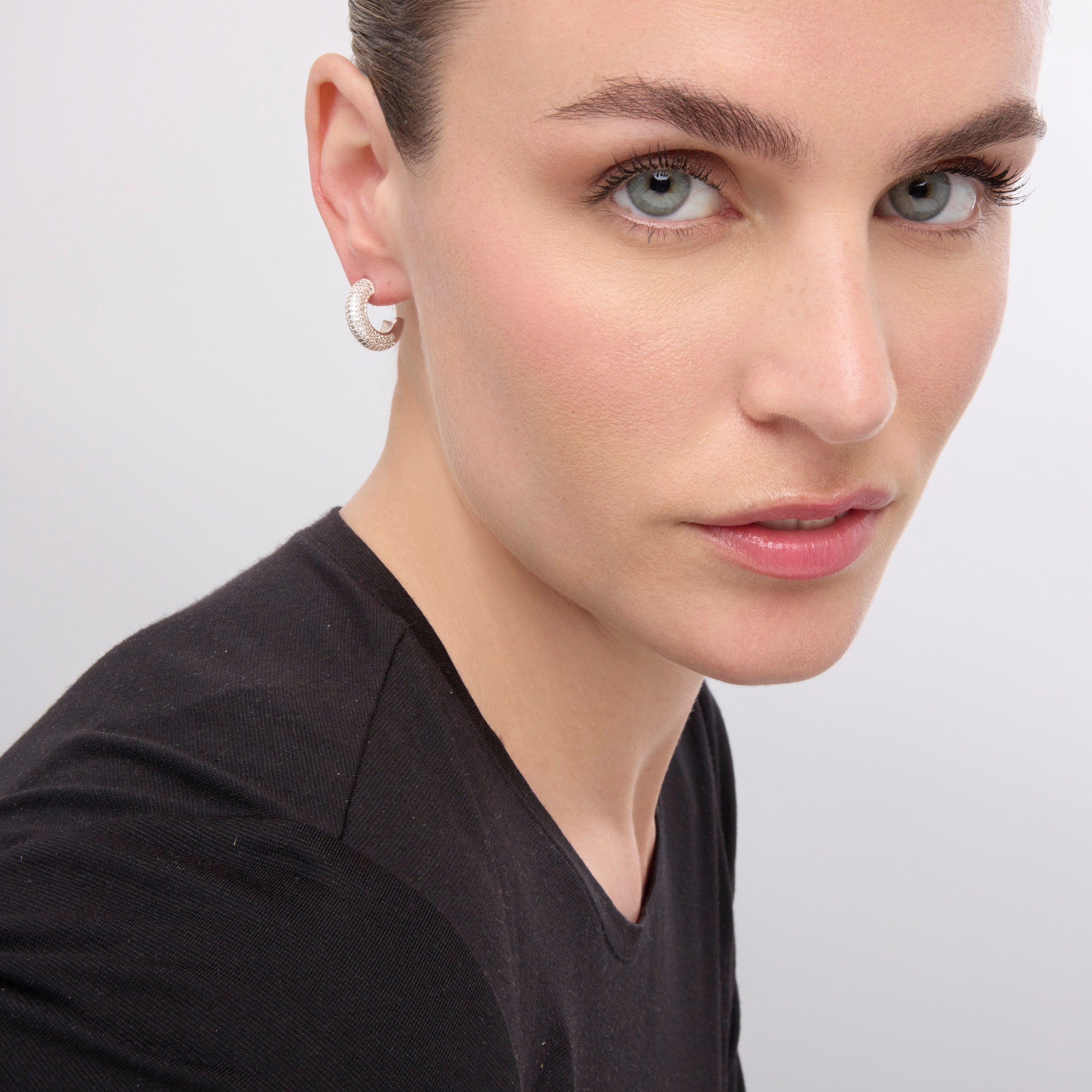 17mm diameter silver-plated and zirconia stud earrings - Niras