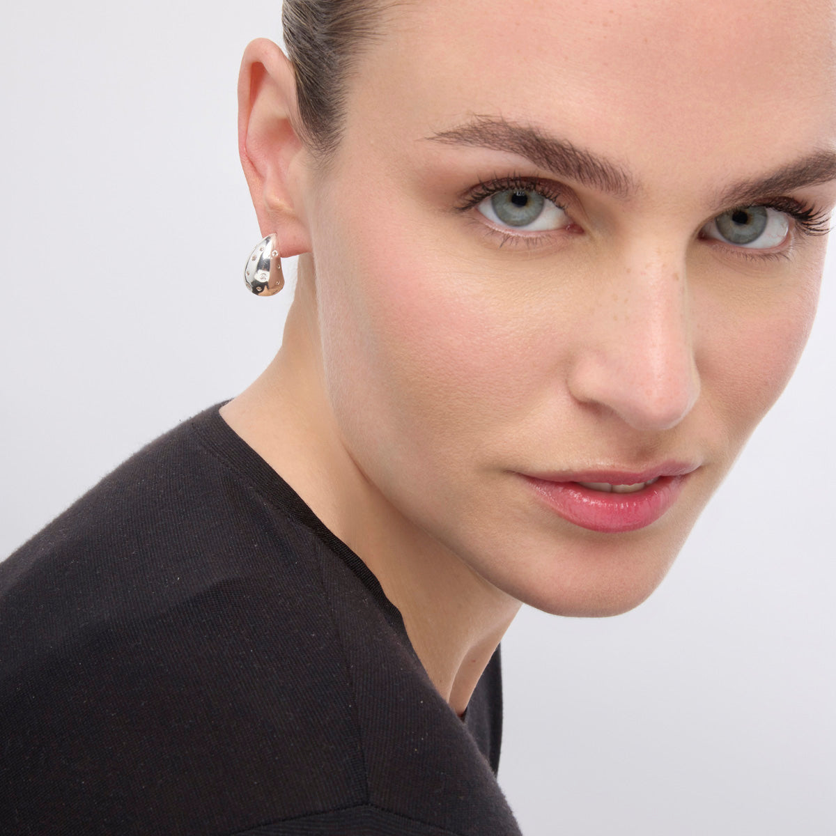 Silver-finished earrings with brilliant zirconia - Obow