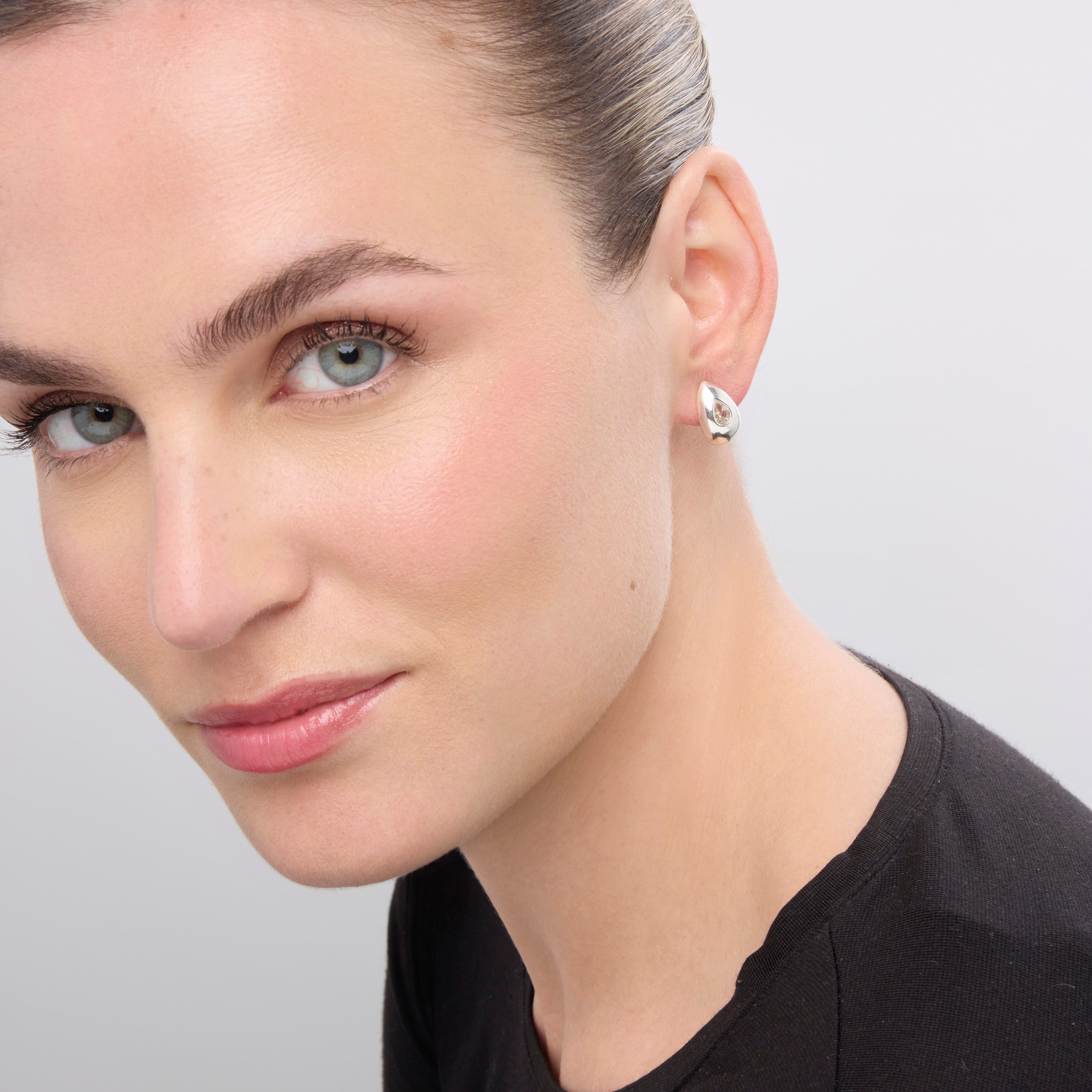 Silver-finished earrings with brilliant zirconia - Garai