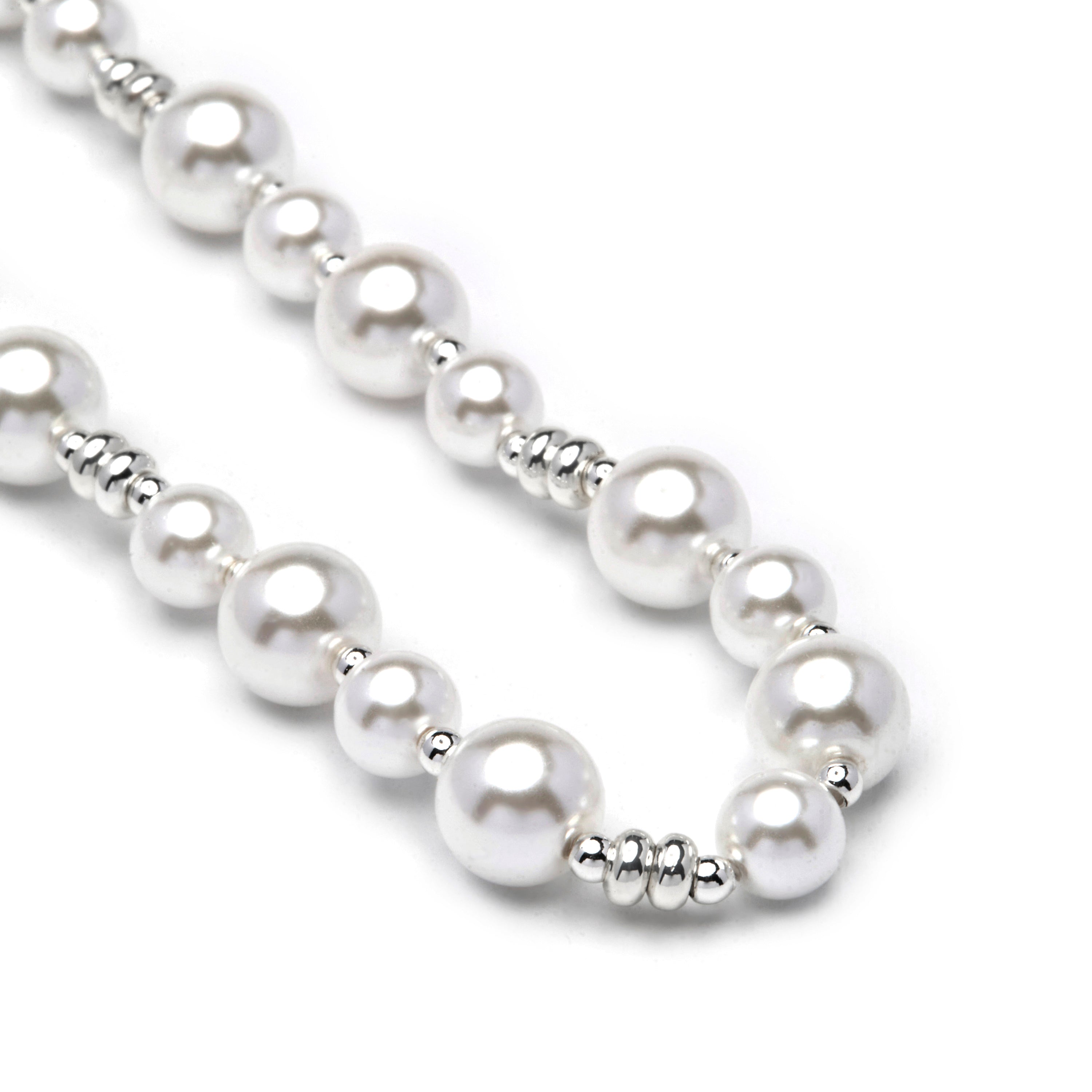Akio - White Pearl Necklace with Rhodium Plating