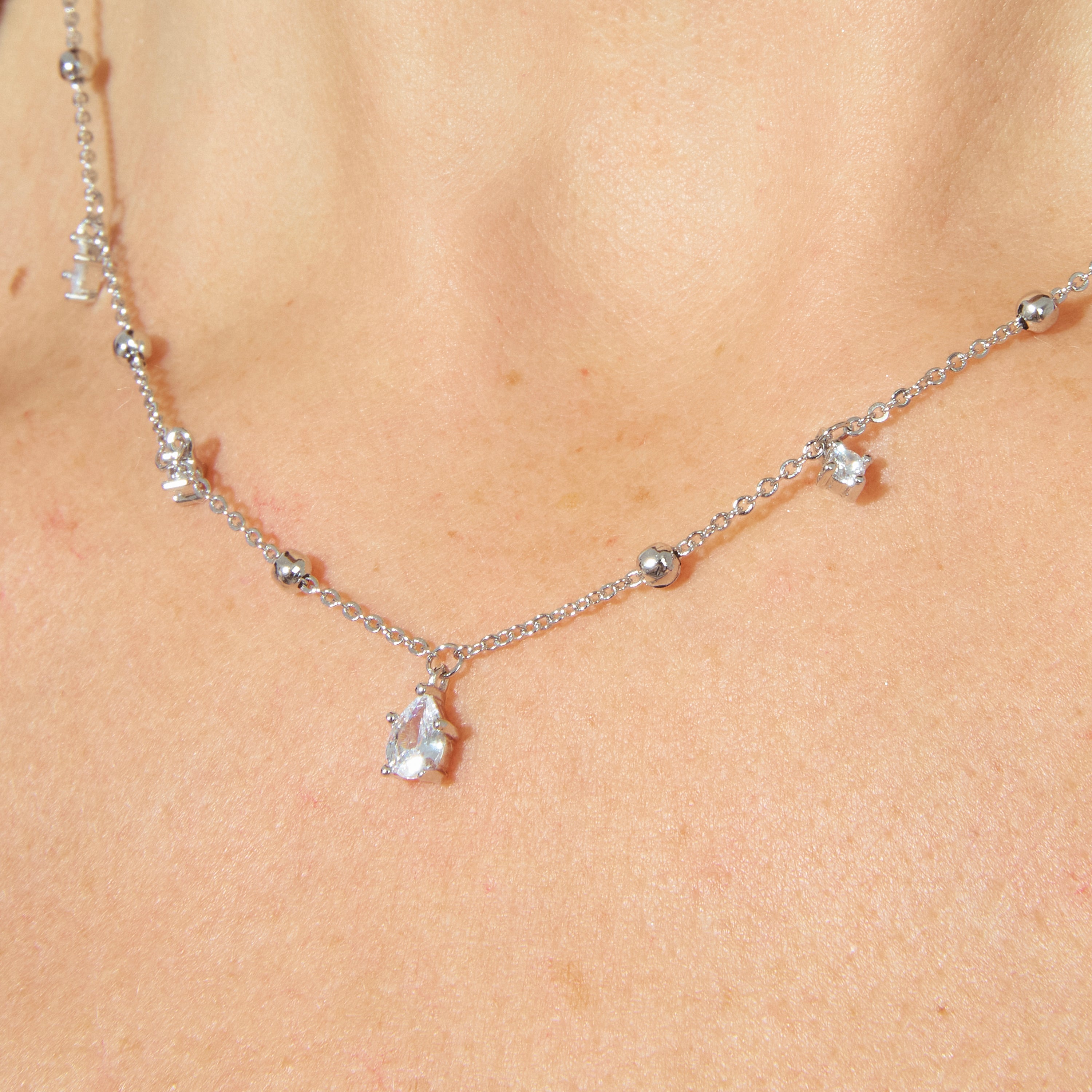 Collar acabado en rodio - Araum