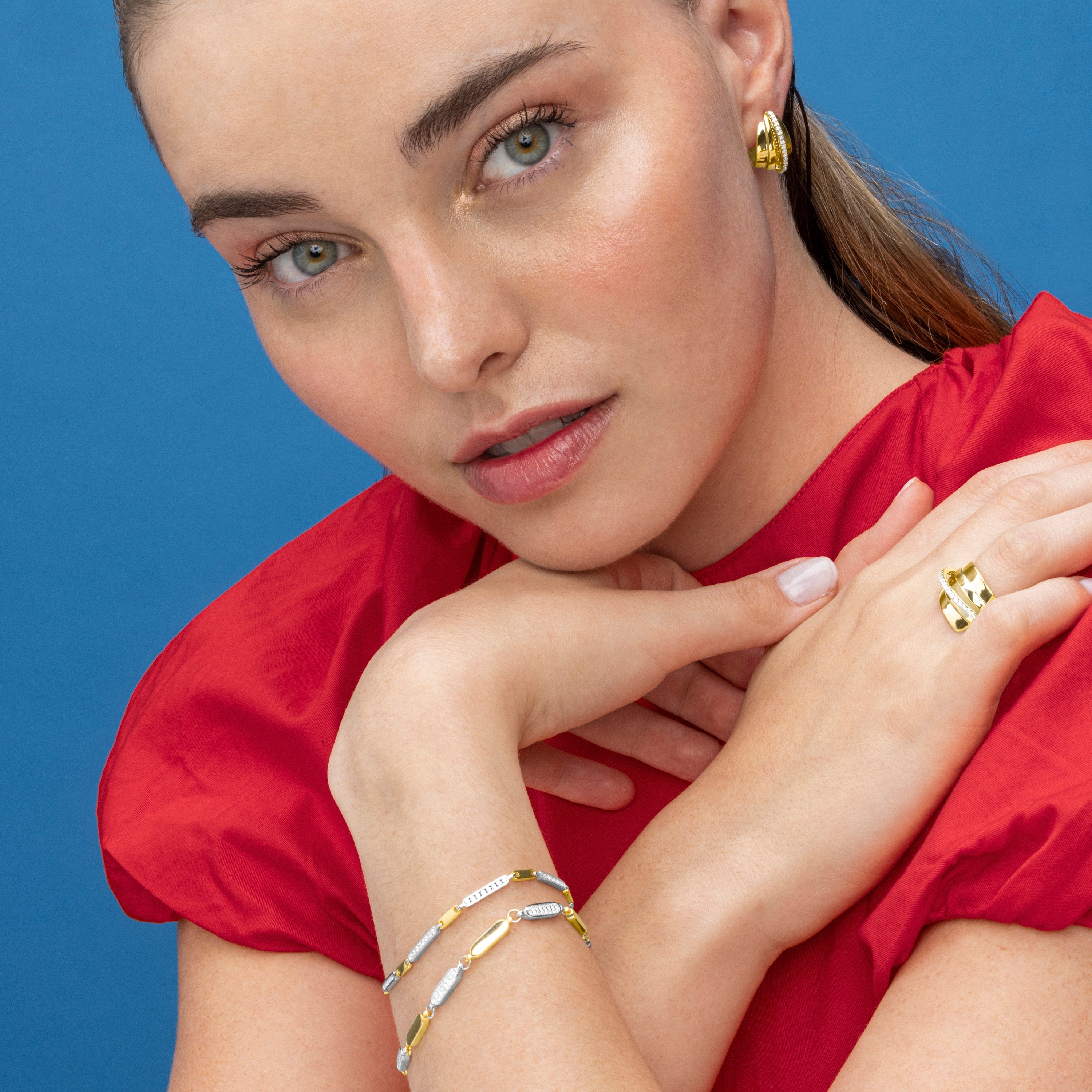 925 Sterling Silver and Brilliant Zirconia Ring, 18k Gold Finish - Makho
