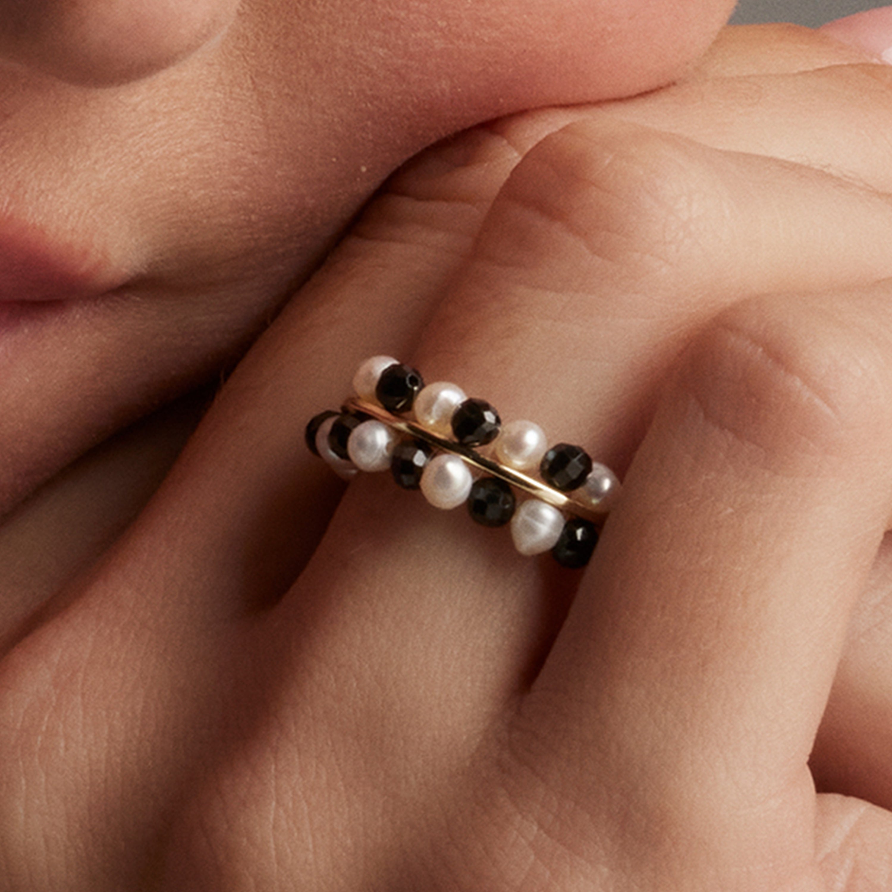 925 Sterling Silver Ring with Black Crystal finished in 18K Yellow Gold - Hizri