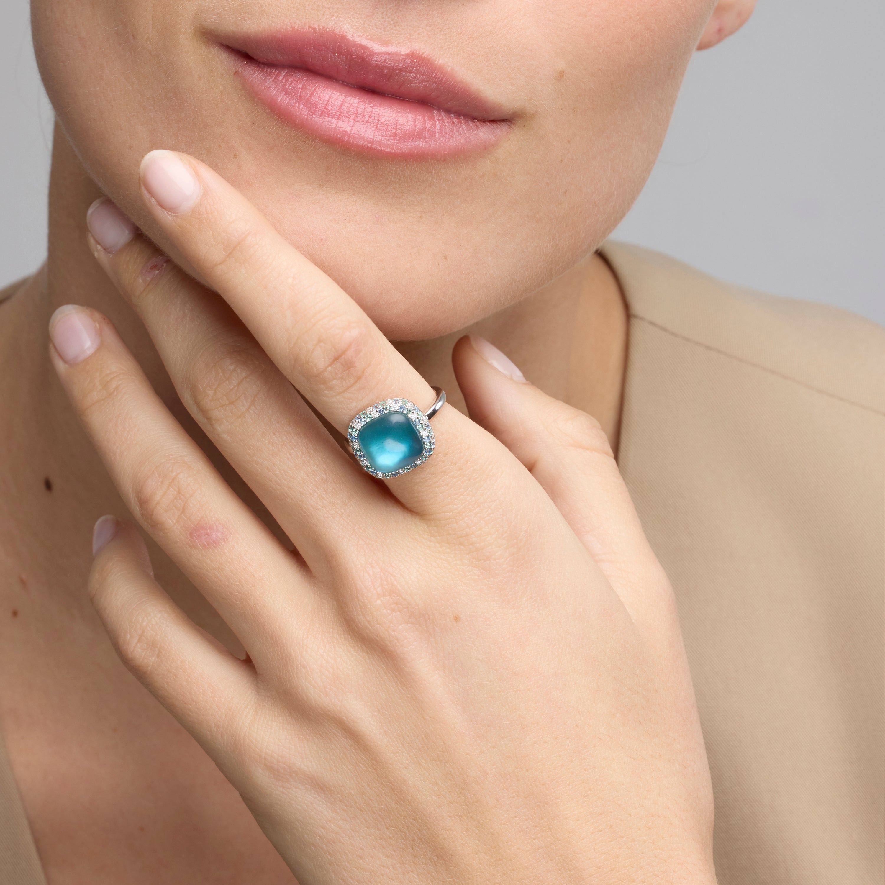 925 Sterling Silver Ring with Hematite/Blue Crystal Doublet, Rhodium Finish - Baddal