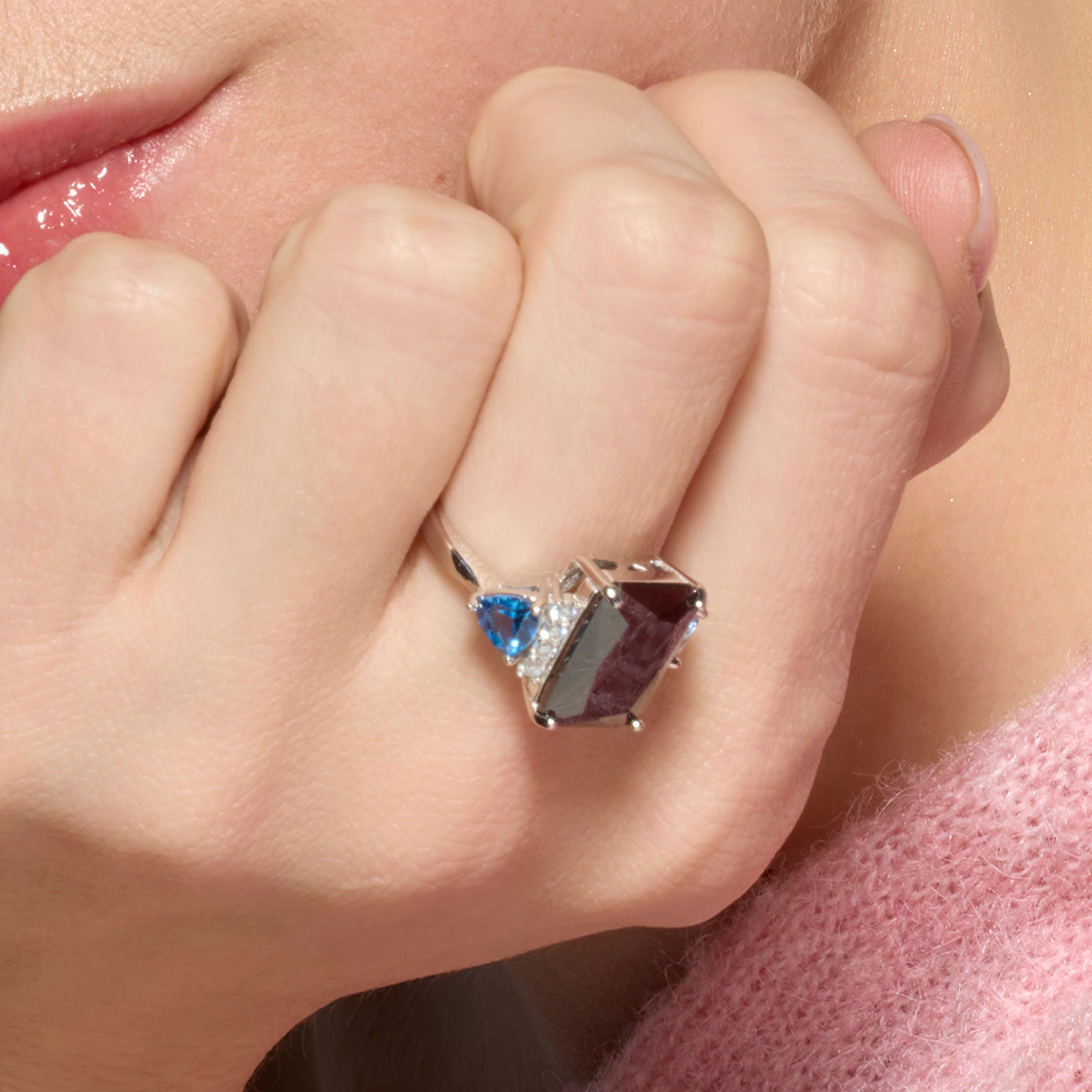 925 Sterling Silver and Hydrothermal Onyx Quartz Ring with Rhodium Finish - Arwu