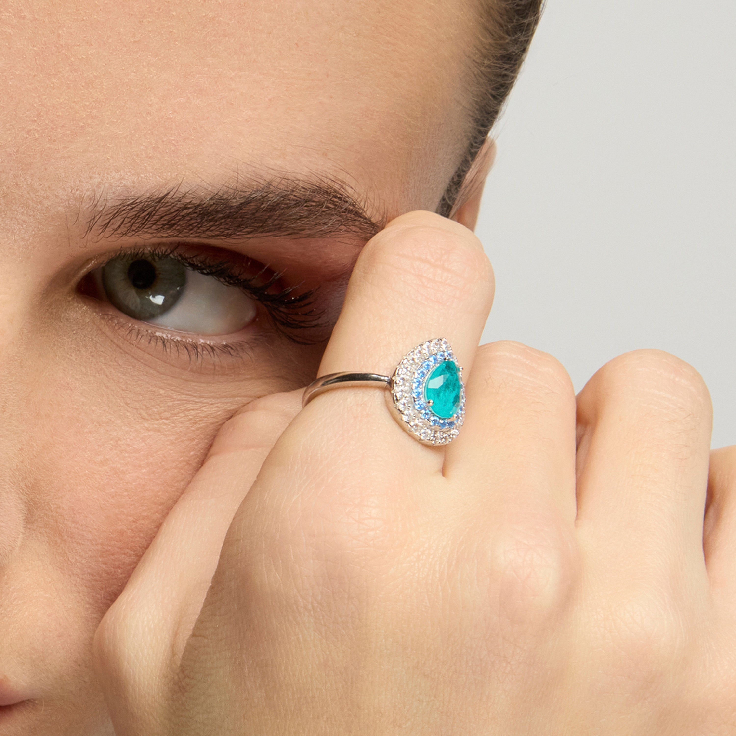 Anillo de Plata de Ley 925 y Cuarzo Hidrotermal Aguamarina acabado rodio - Abde